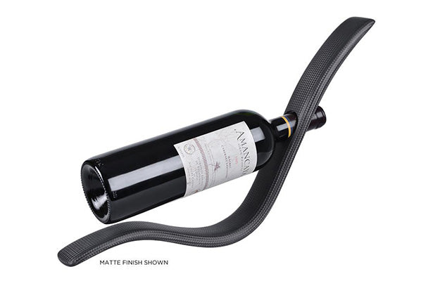 1-dobreff-carbon-fiber-wine-bottle-holde | 6 Amazing Carbon Fiber Kitchenware You Never Knew You Needed