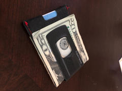 Carbon Fiber Gear Tightwad Carbon Fiber Money Clip Review