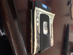 Carbon Fiber Gear Tightwad Carbon Fiber Money Clip Review
