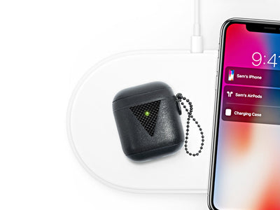 HoverPod NAPA Leather with Carbon Fiber Airpods Case, charging