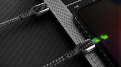 5 Must-Have Carbon Fiber Apple Accessories