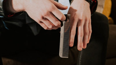Carbon Fiber Comb: The Perfect Comb Doesn't Ex-